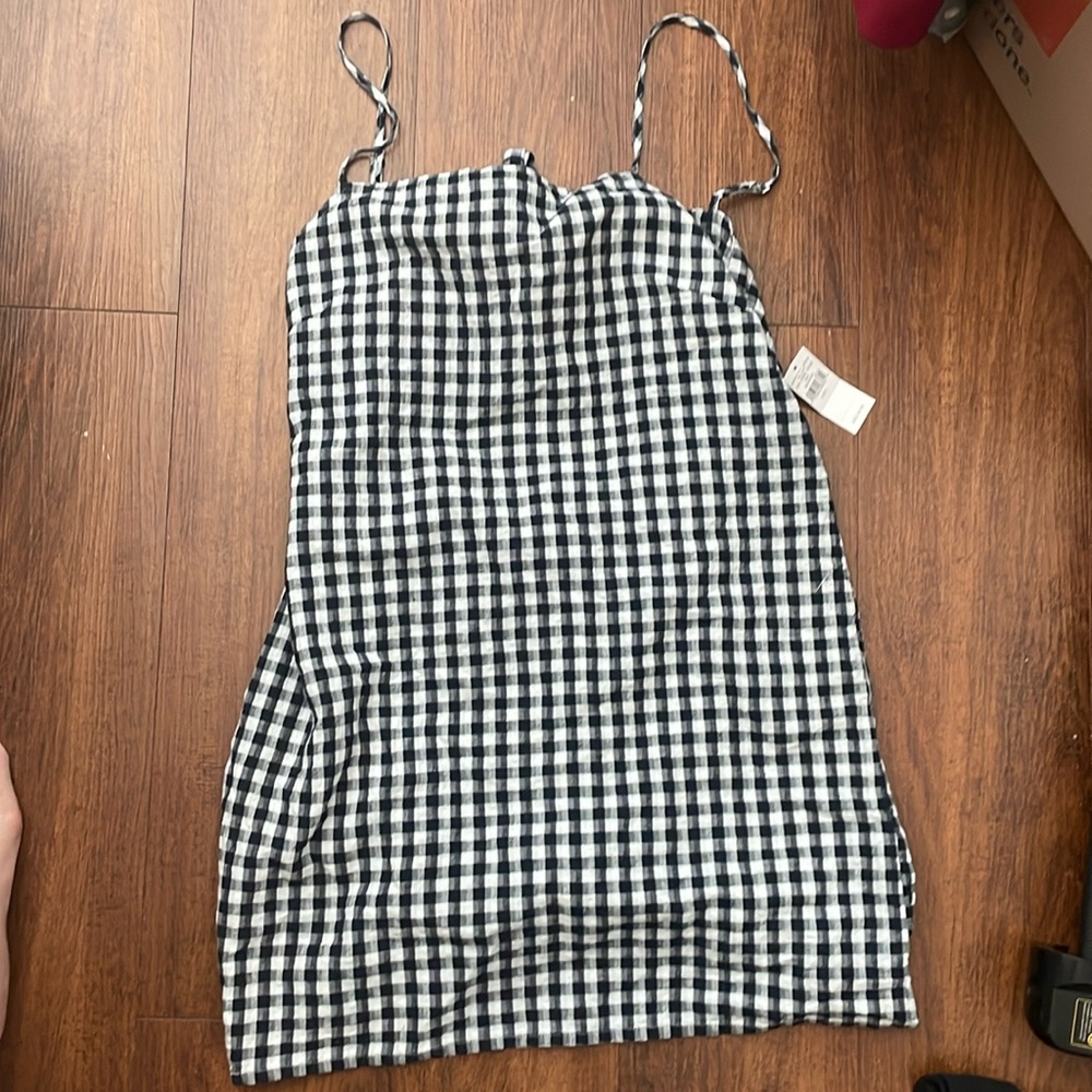 American eagle plaid dress with tie back. New with tags